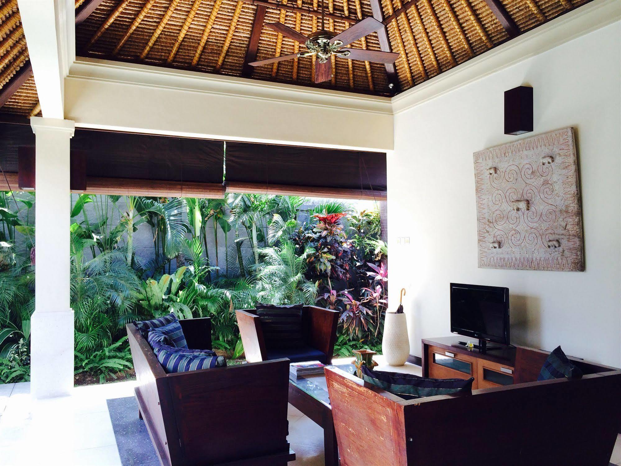 D'Alang Alang Villas Seminyak Dış mekan fotoğraf