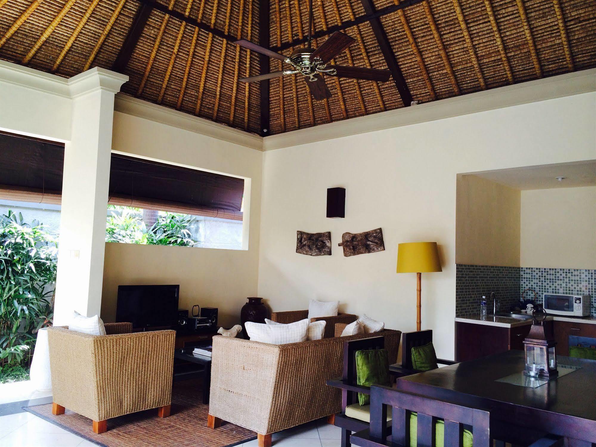 D'Alang Alang Villas Seminyak Dış mekan fotoğraf