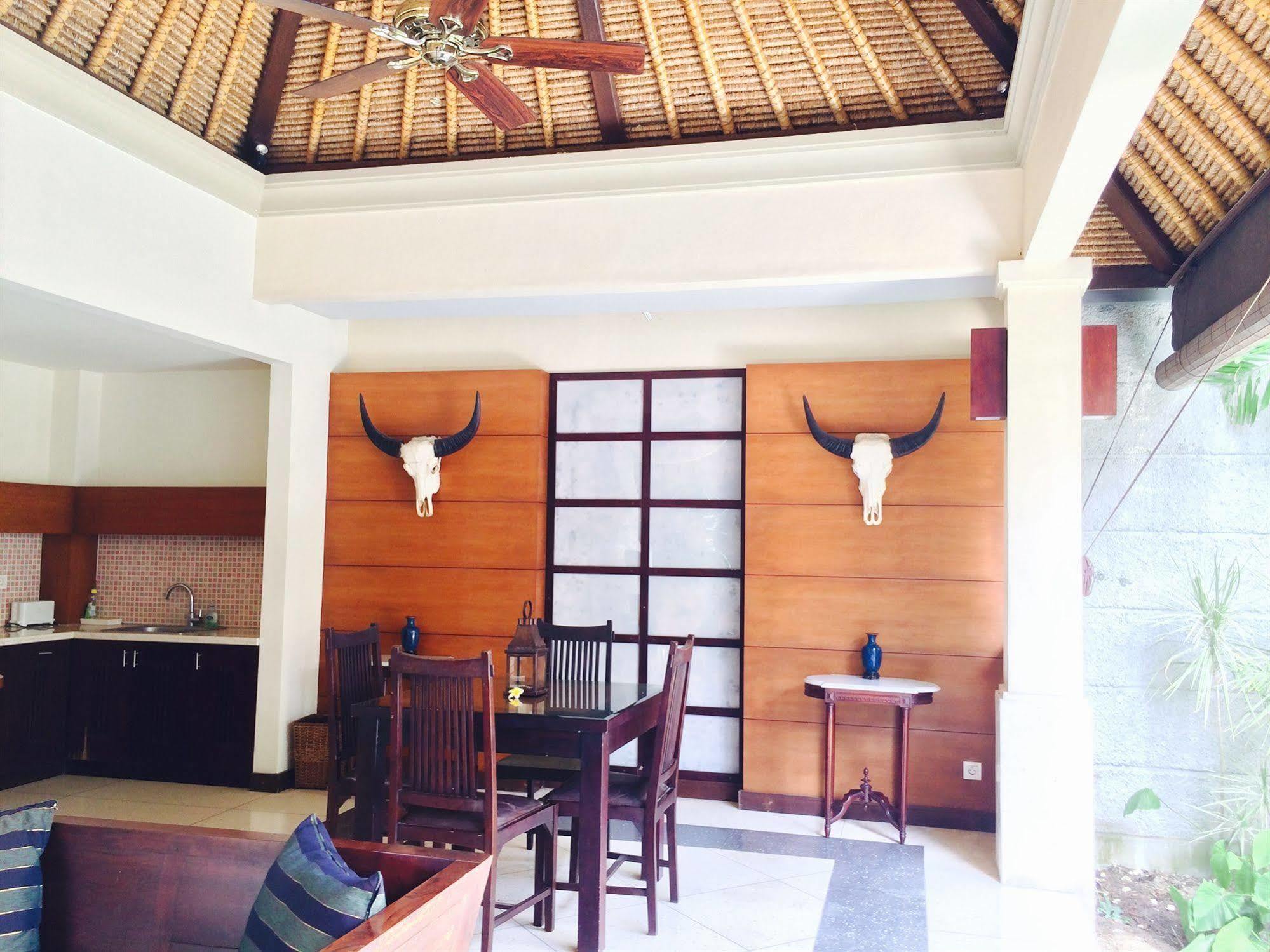 D'Alang Alang Villas Seminyak Dış mekan fotoğraf